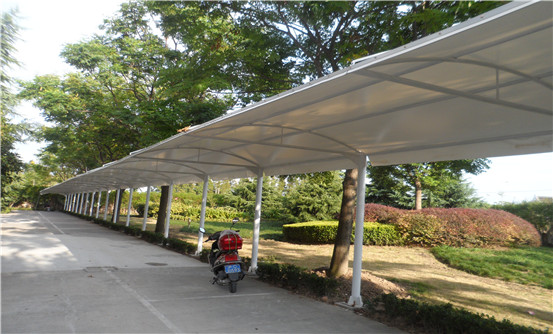 膜結(jié)構(gòu)電動(dòng)車(chē)棚