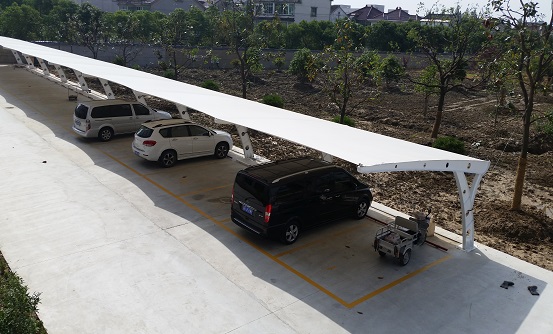 PVDF膜結(jié)構(gòu)停車車棚